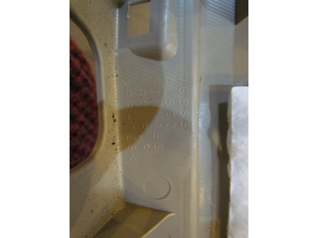 2006 Infiniti G35x LH C Pillar Trim Panel 76935 AL500