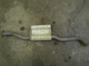 2006 Infiniti G35X Sedan Exhaust Resonator. Flange Rusted