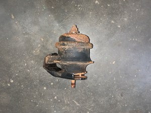 2006 Infiniti G35x RH Passenger Engine Mount Motor Mount