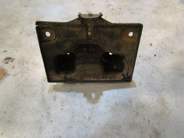 2006 Infiniti G35x Battery Tray 64866 AL500