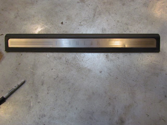 2006 Infiniti G35x Front LH Door Sill Kick Plate-See Description