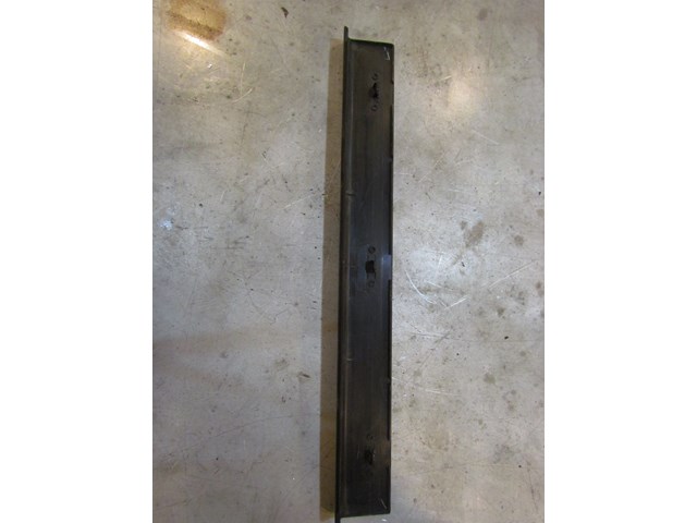 2006 Infiniti G35x Front LH Door Sill Kick Plate-See Description