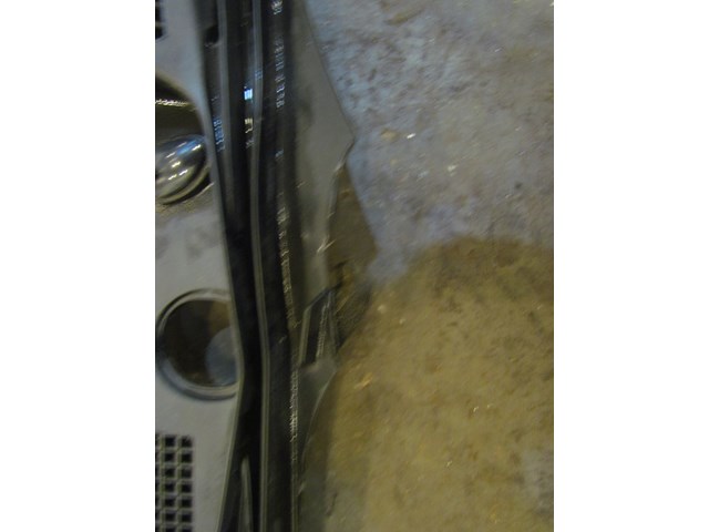 2006 Infiniti G35X LH Driver Windshield Wiper Cowl OEM (SEE DETAILS)