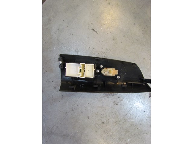 2007 Mazda RX8 Front RH Door Switch FE01 684L1