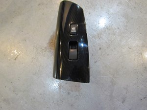 2007 Mazda RX8 Front RH Door Switch FE01 684L1