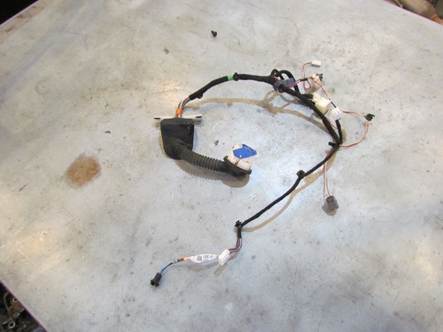 2007 Mazda RX8 Front LH Door Harness FE87-67-190