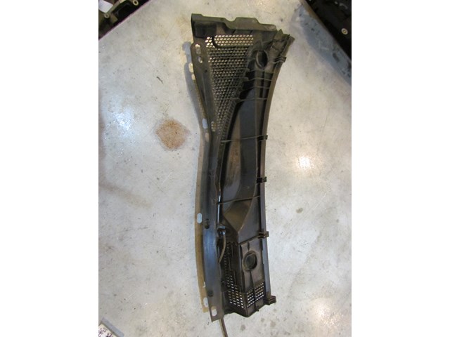 2007 Mazda RX8 LH Driver Windshield Wiper Cowl OEM FE01507S1