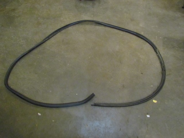 2007 Mazda RX8 RH Passenger Door Seal