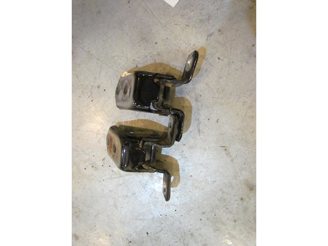 2007 Mazda RX8 RH Passenger Door Hinge Set.