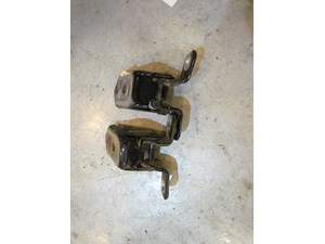 2007 Mazda RX8 RH Passenger Door Hinge Set.