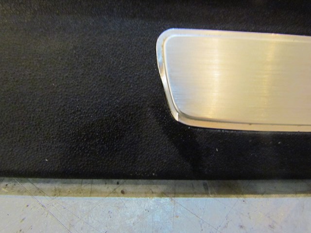 2007 Mazda RX8 RH Door Sill-F151 68 730