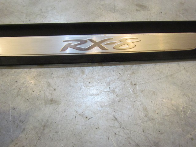 2007 Mazda RX8 RH Door Sill-F151 68 730