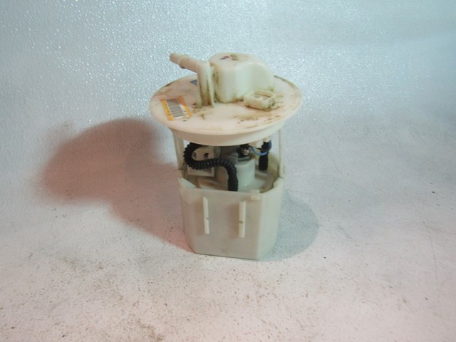 2007 Mazda RX8 Fuel Pump Assembly 