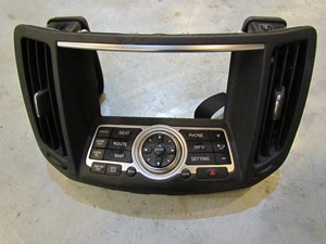 2007 Infiniti G35X Navigation Controls w/Bezel & Vents 28395 JK605