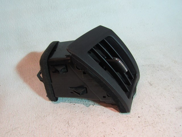 2007 Infiniti G35 G37 RH Dash Vent 68760 JK00A