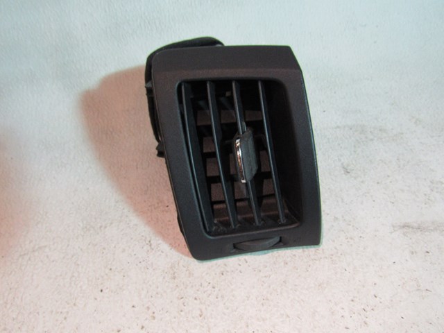 2007 Infiniti G35 G37 RH Dash Vent 68760 JK00A