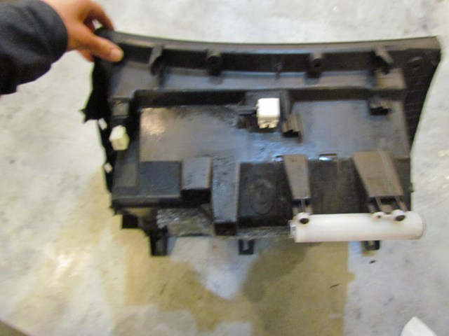 2007 Infiniti G35x RH Glove Box