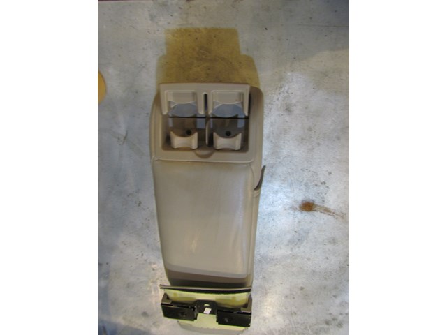 2007 Infiniti G35x Rear Arm Rest--Stone