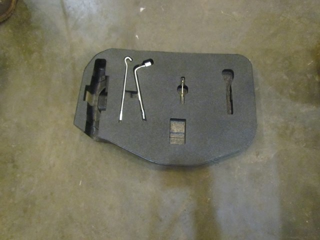 2007 Infiniti G35x Sedan Trunk Spacer/Spare Moulding