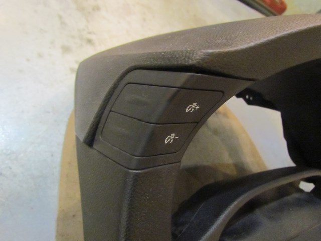 2007 Infiniti G35x Sedan Cluster and Steering Column Trim-See Description