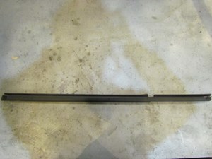 2007 Infiniti G35X Sedan RH Passenger Rear Door Bottom