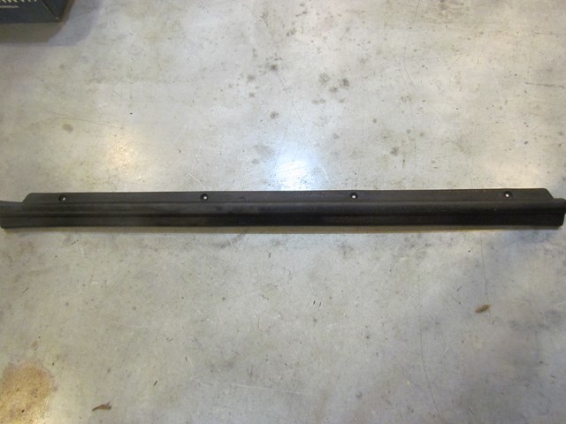 1996 Mazda Miata RH Door Sill Kick NA01 68 711