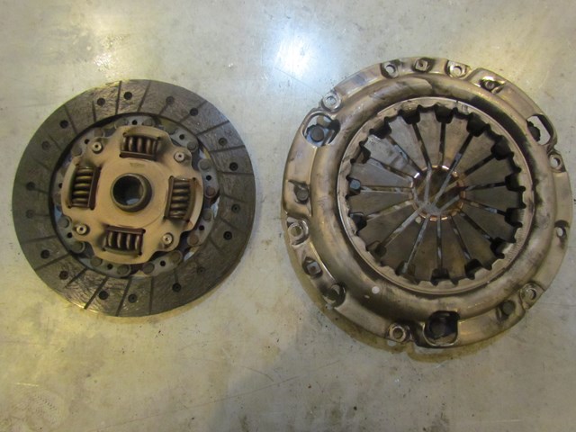 1996 Mazda Miata MX-5 Clutch Pressure Plate Disc Assembly OEM