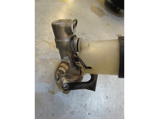 1996 Mazda Miata MX-5 Brake Master Cylinder 