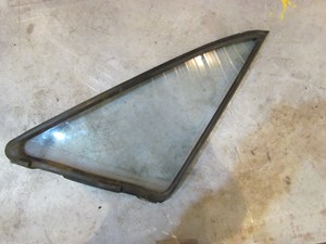 1996 Mazda Miata MX-5 LH Door Glass Front Section 