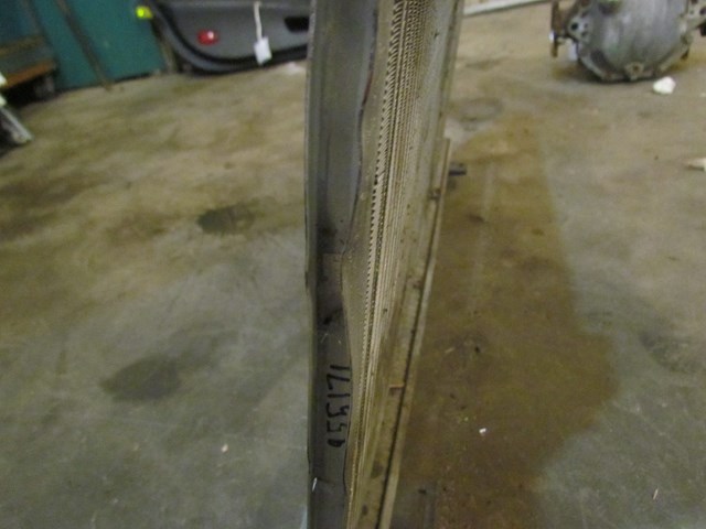 2005 Nissan 350Z Convertible Radiator. See Pictures