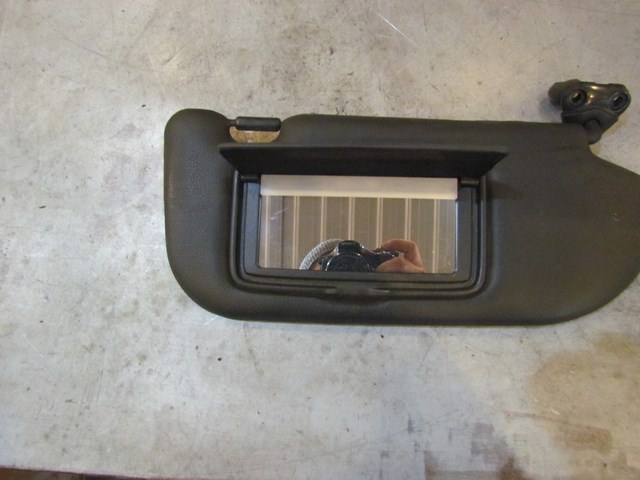 2005 Nissan 350Z Convertible RH Sun Visor