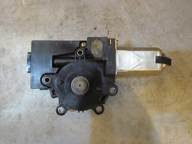 2005 Nissan 350Z Convertible 5TH Bow Motor