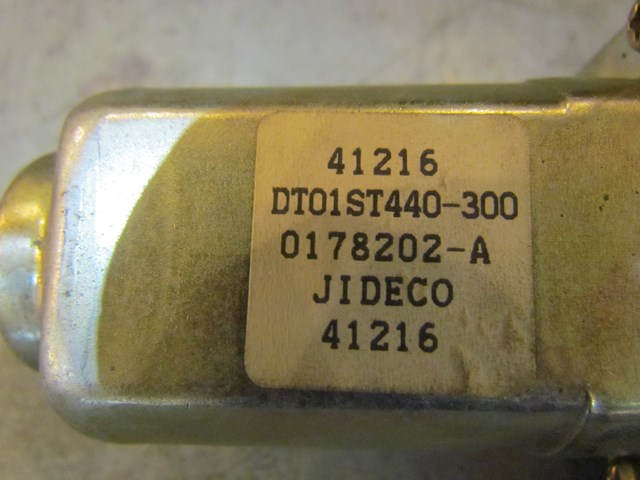 2005 Nissan 350Z Convertible 5TH Bow Motor