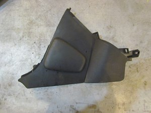 2005 Nissan 350Z RH Center Kick Panel