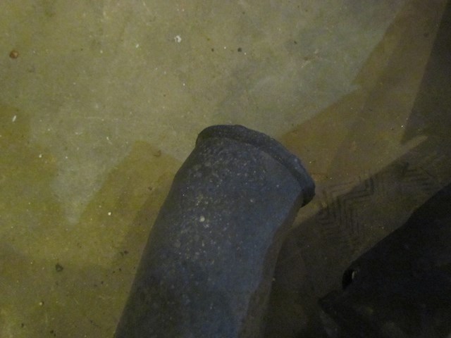 2005 Nissan 350Z Convertible Exhaust Muffler. See Pctures