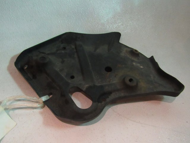 2005 Nissan 350Z Bottom Evap Canister Cover