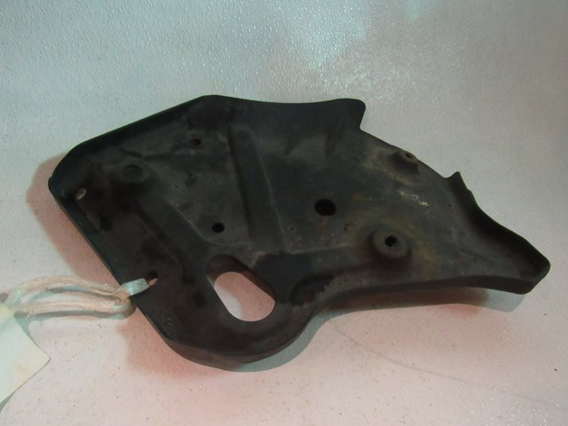 2005 Nissan 350Z Bottom Evap Canister Cover