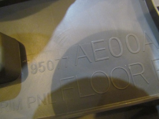 2003 Subaru Baja Rear Interior Bed Finish Panel