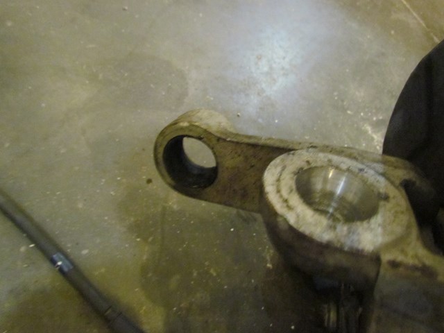 2005 Nissan 350Z LH Rear Spindle. See Description