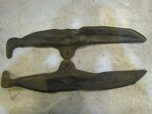 2003 Subaru Baja Fender To Door Seals, Both Sides