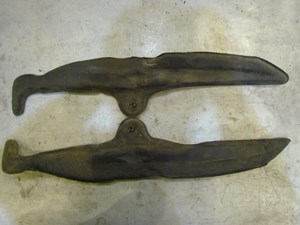 2003 Subaru Baja Fender To Door Seals, Both Sides