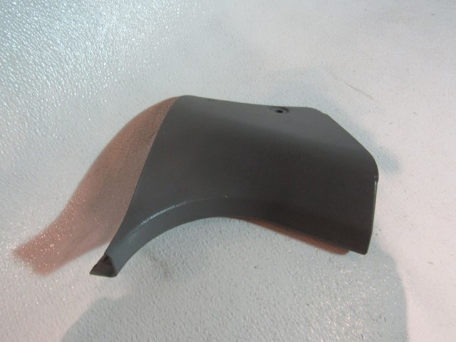 2001 Subaru Forester RH Passenger Front Kick Trim