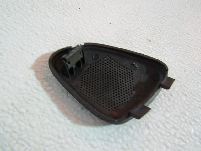 2001 Subaru Forester Rh Passenger Front Tweeter Cover