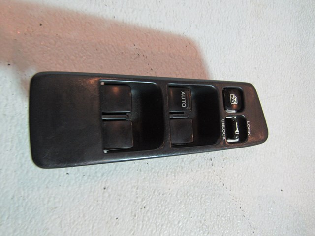 2001 Subaru Forester LH Driver Front Door Switch 