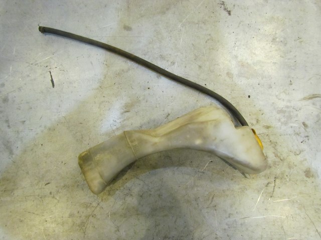 2001 Subaru Forester Radiator Overflow Bottle