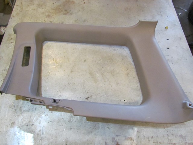 2001 Subaru Forester Rear Passenger Window Plastic