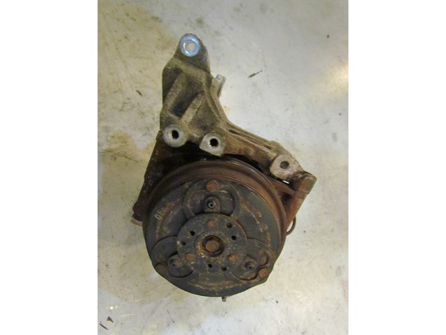 2001 Subaru Forester A/C Compressor With Bracket