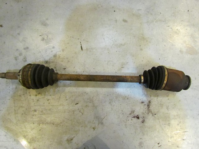 2001 Subaru Forester LH Driver Front Axle Shaft. Needs Boot