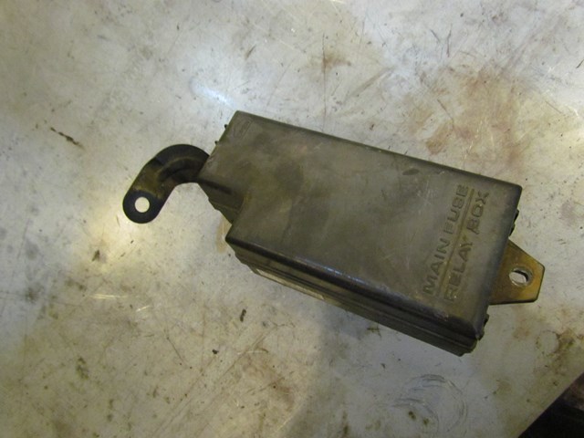 2001 Subaru Forester Under hood Fuse Box