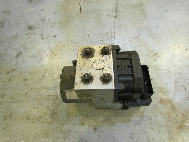 2001 Subaru Forester ABS Pump 2753MFC000